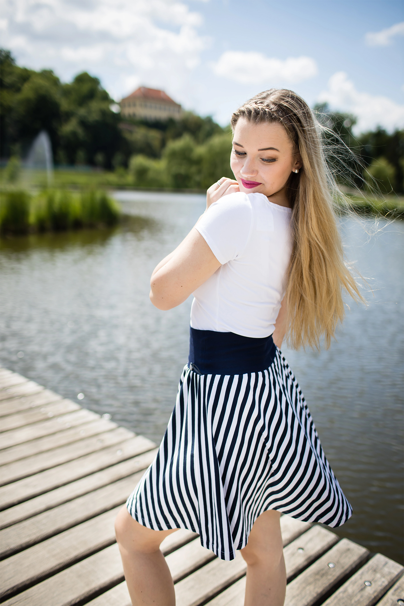 Půlkolová sukně do nápletu